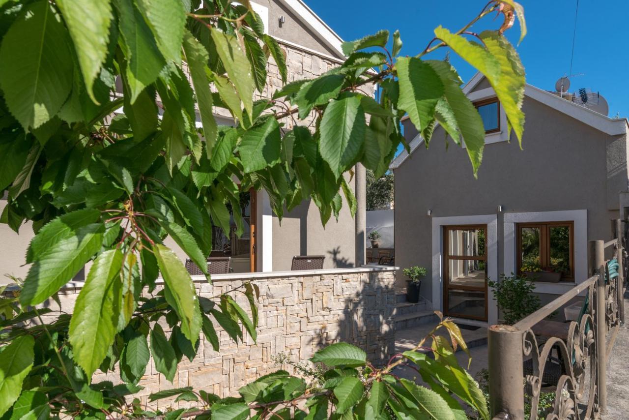 Villa Lucica تروغير المظهر الخارجي الصورة