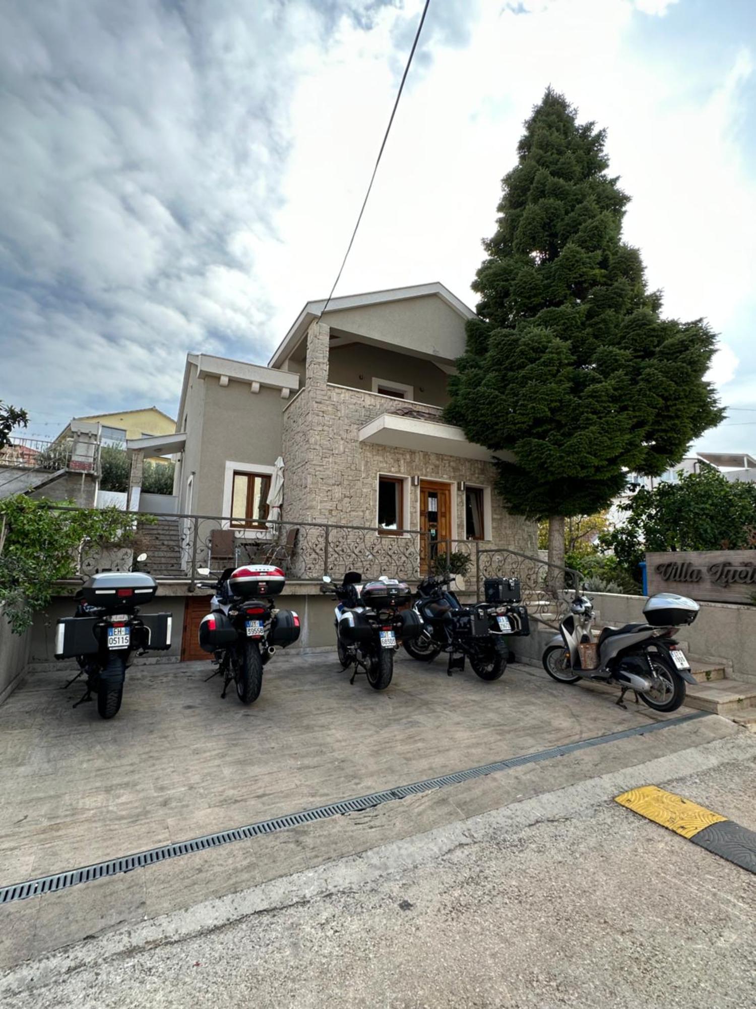 Villa Lucica تروغير المظهر الخارجي الصورة