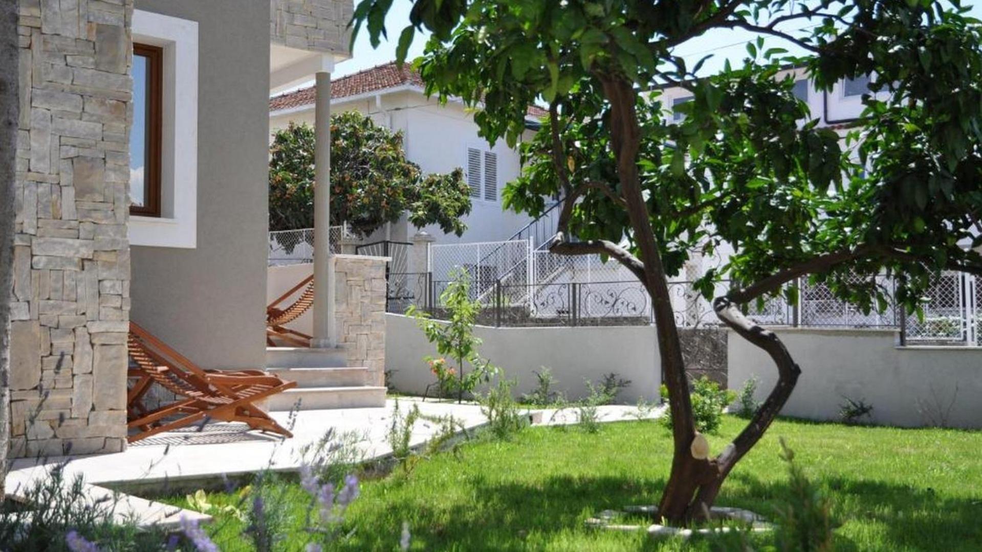Villa Lucica تروغير المظهر الخارجي الصورة