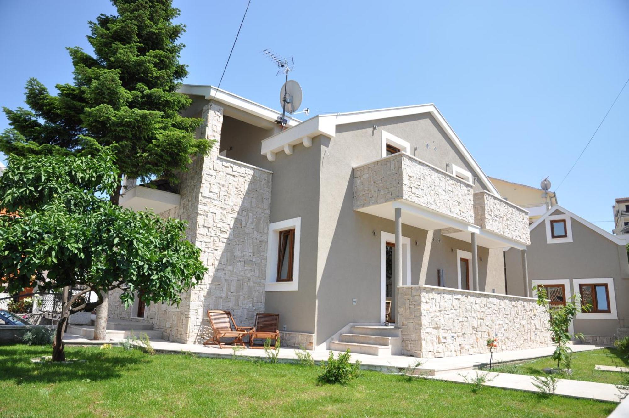 Villa Lucica تروغير المظهر الخارجي الصورة